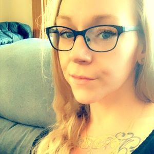 Meet your Posher, Ciara